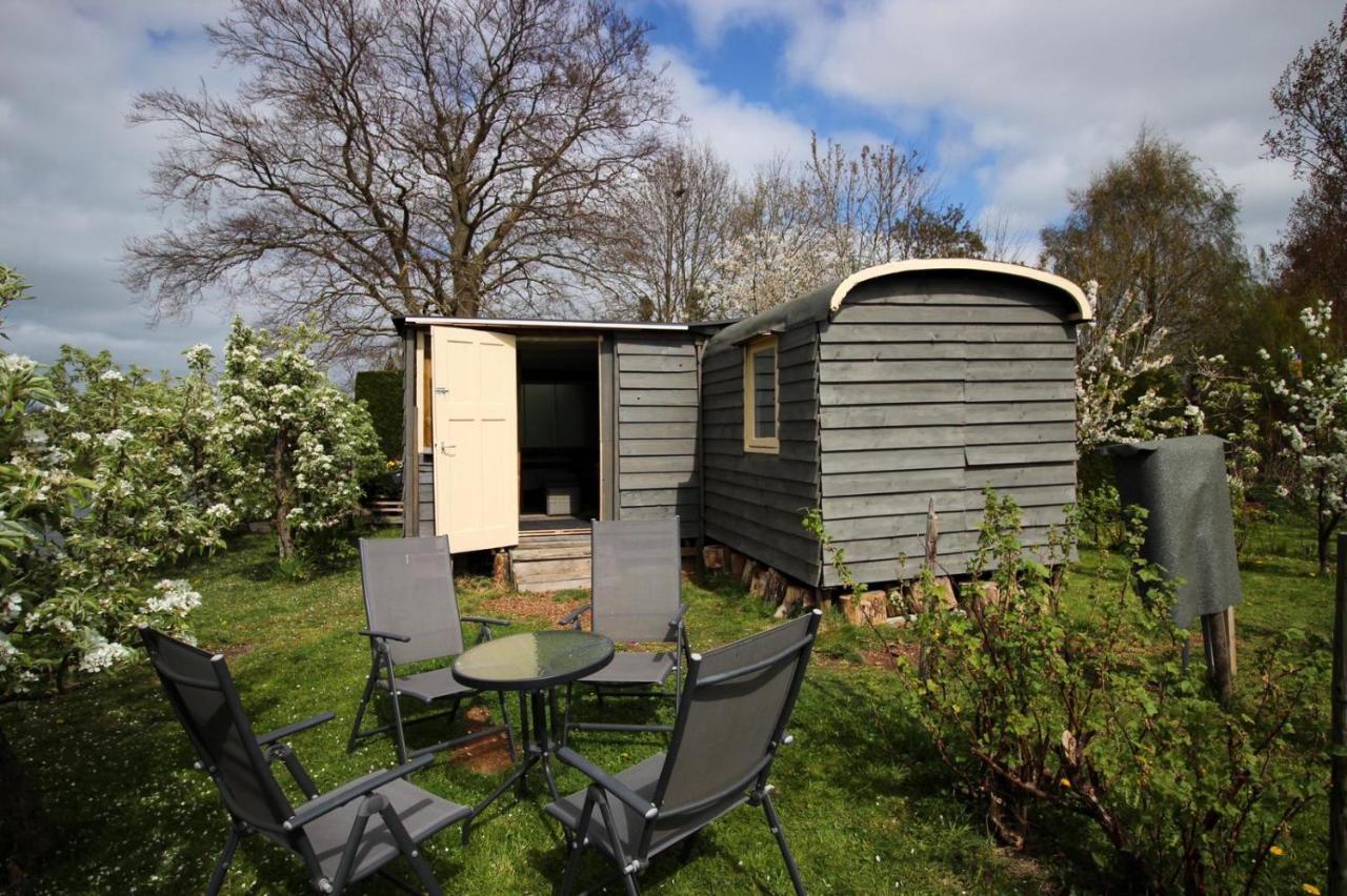 לינה וארוחת בוקר Harmelen Pipowagen/Chalet De Oude Rijn מראה חיצוני תמונה