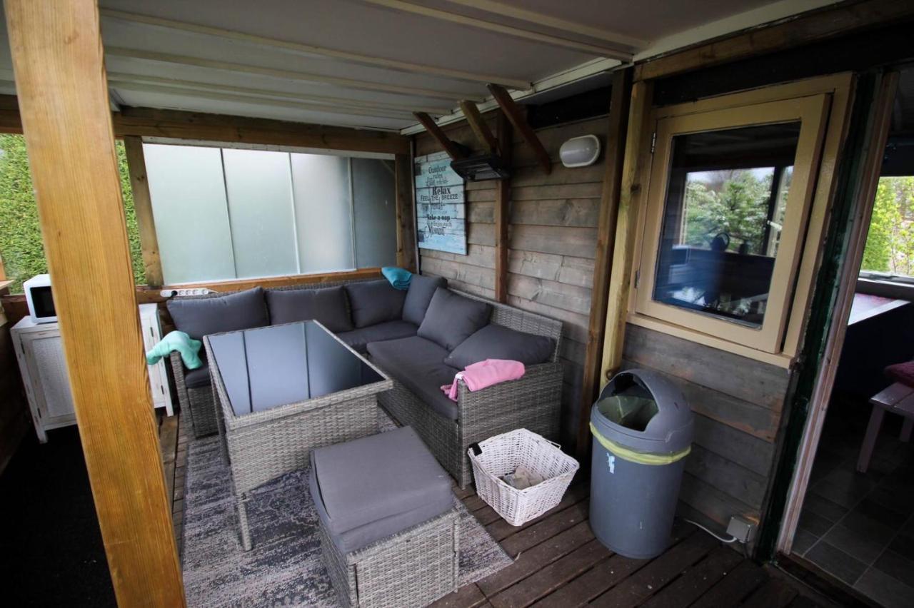 לינה וארוחת בוקר Harmelen Pipowagen/Chalet De Oude Rijn מראה חיצוני תמונה