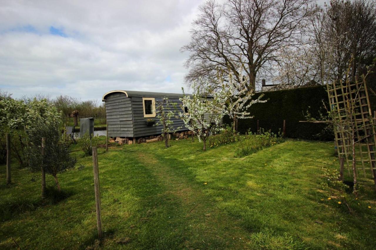 לינה וארוחת בוקר Harmelen Pipowagen/Chalet De Oude Rijn מראה חיצוני תמונה